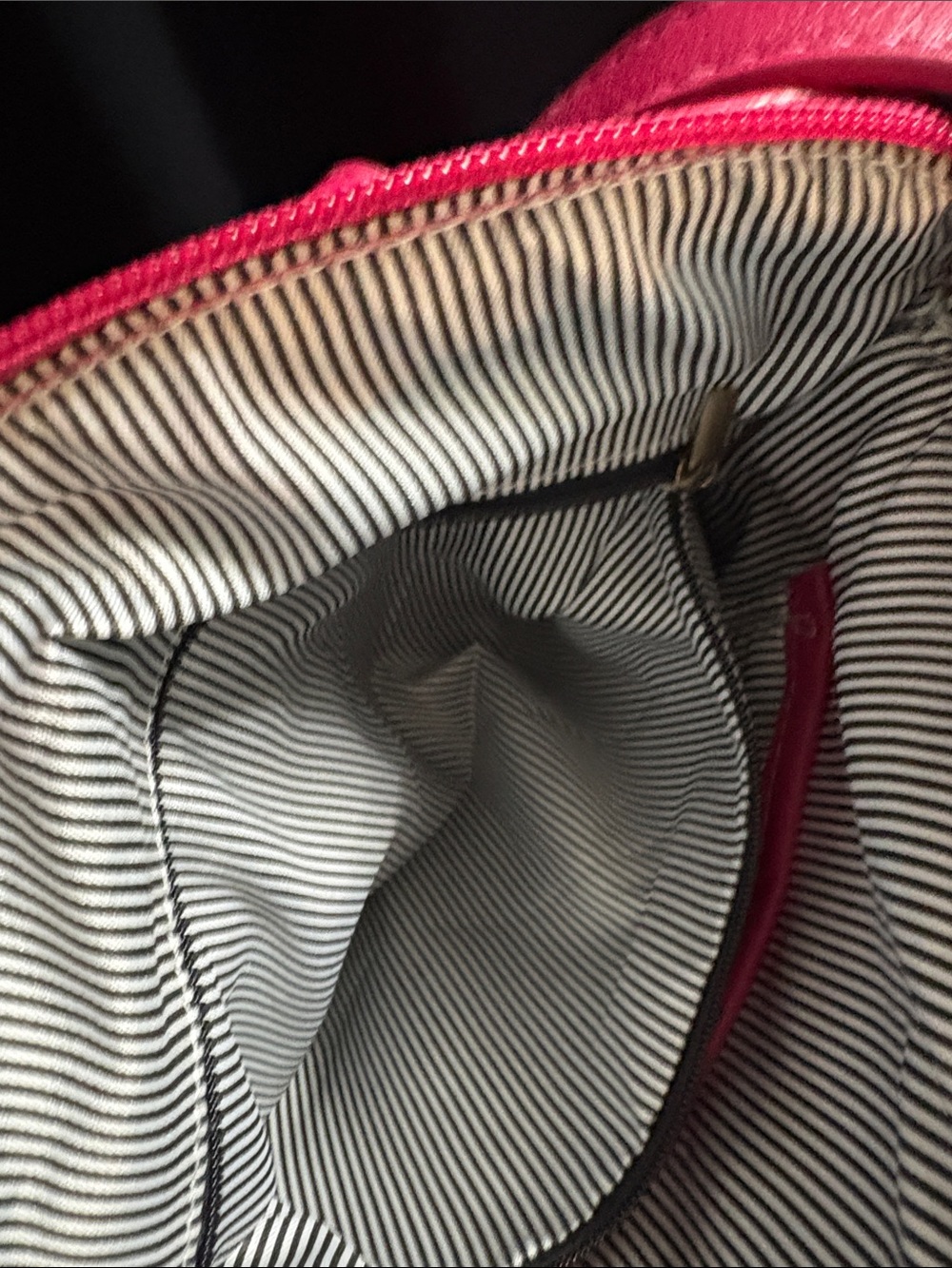 NWOT Hot Pink Faux Ostrich Crossbody Bag with Tassel Accent - Picture 2 of 10